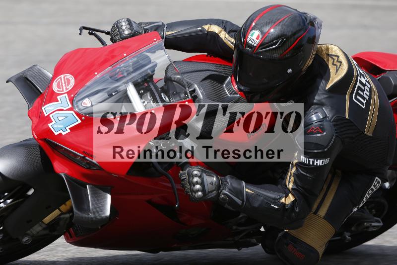 /09 19.04.2026  Caremotion get faster ADR/Gruppe rot/74